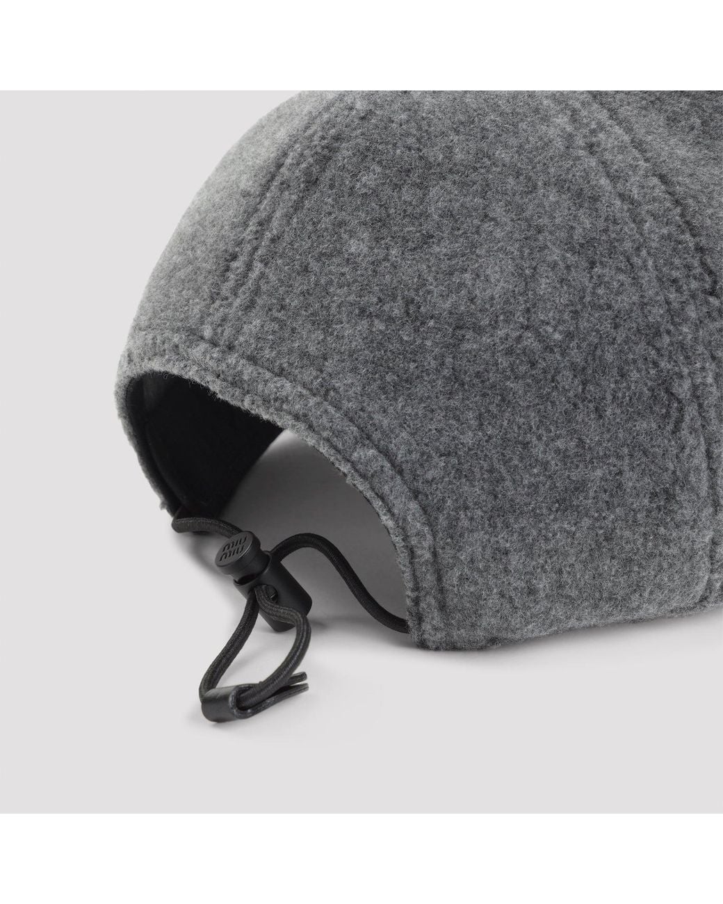 Miu Miu Hat in het Gray