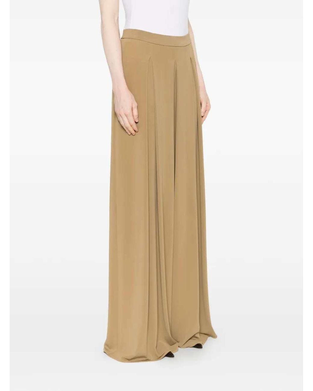 Max Mara Geplooide Bermudashort in het Natural