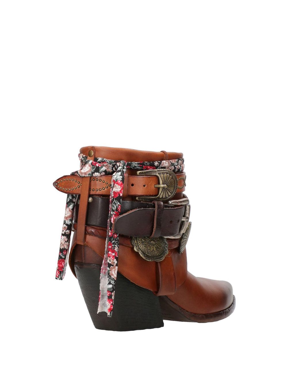 Elena Iachi Brown Boots