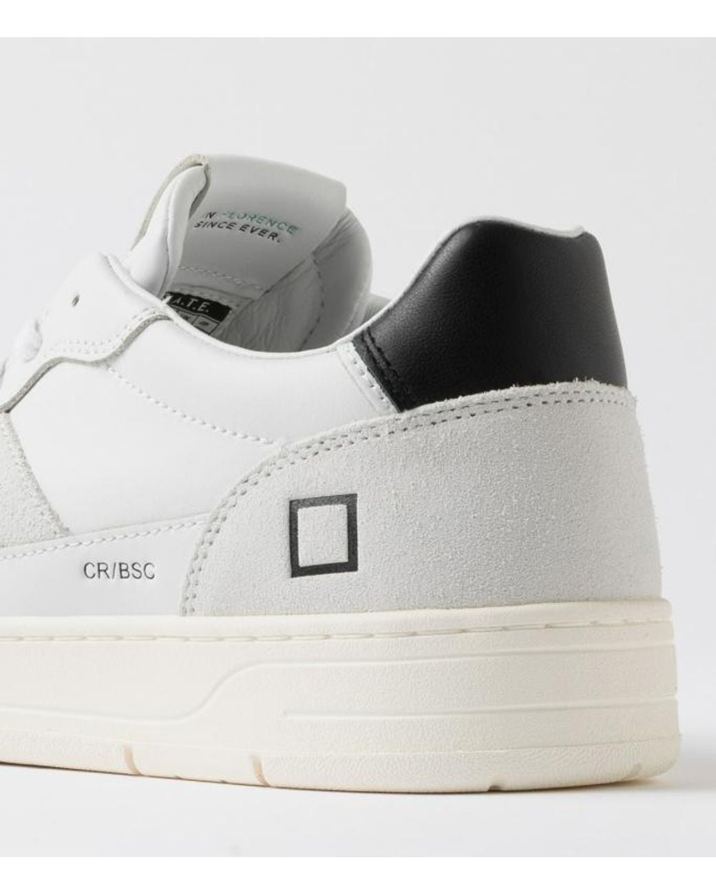 DATE. Cour 2.0 de base Date en coloris White