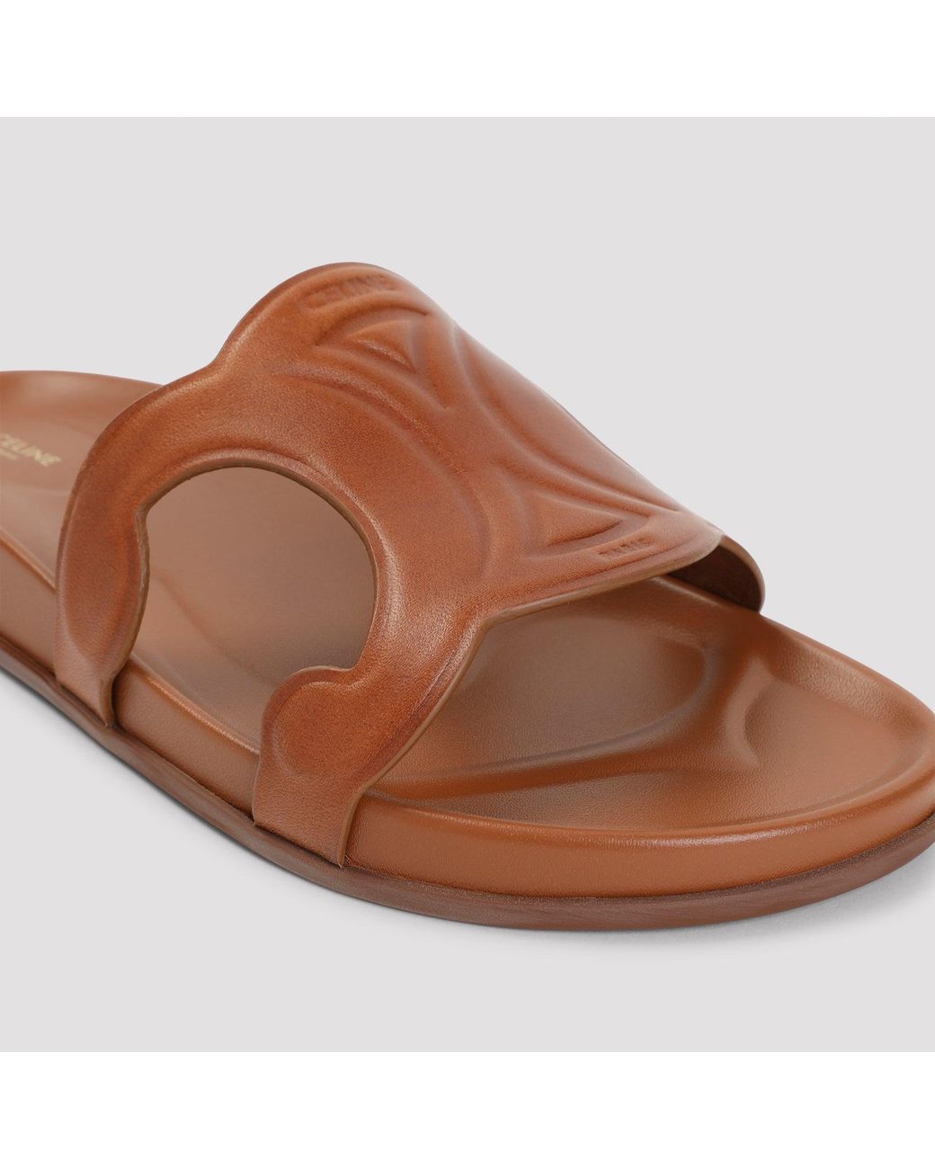 Céline Brown Triomphe Rutsche
