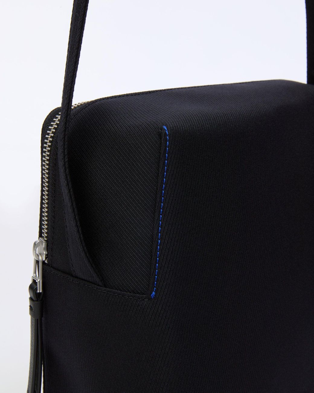 Sacs Aderorror .. noir Adererror en coloris Black