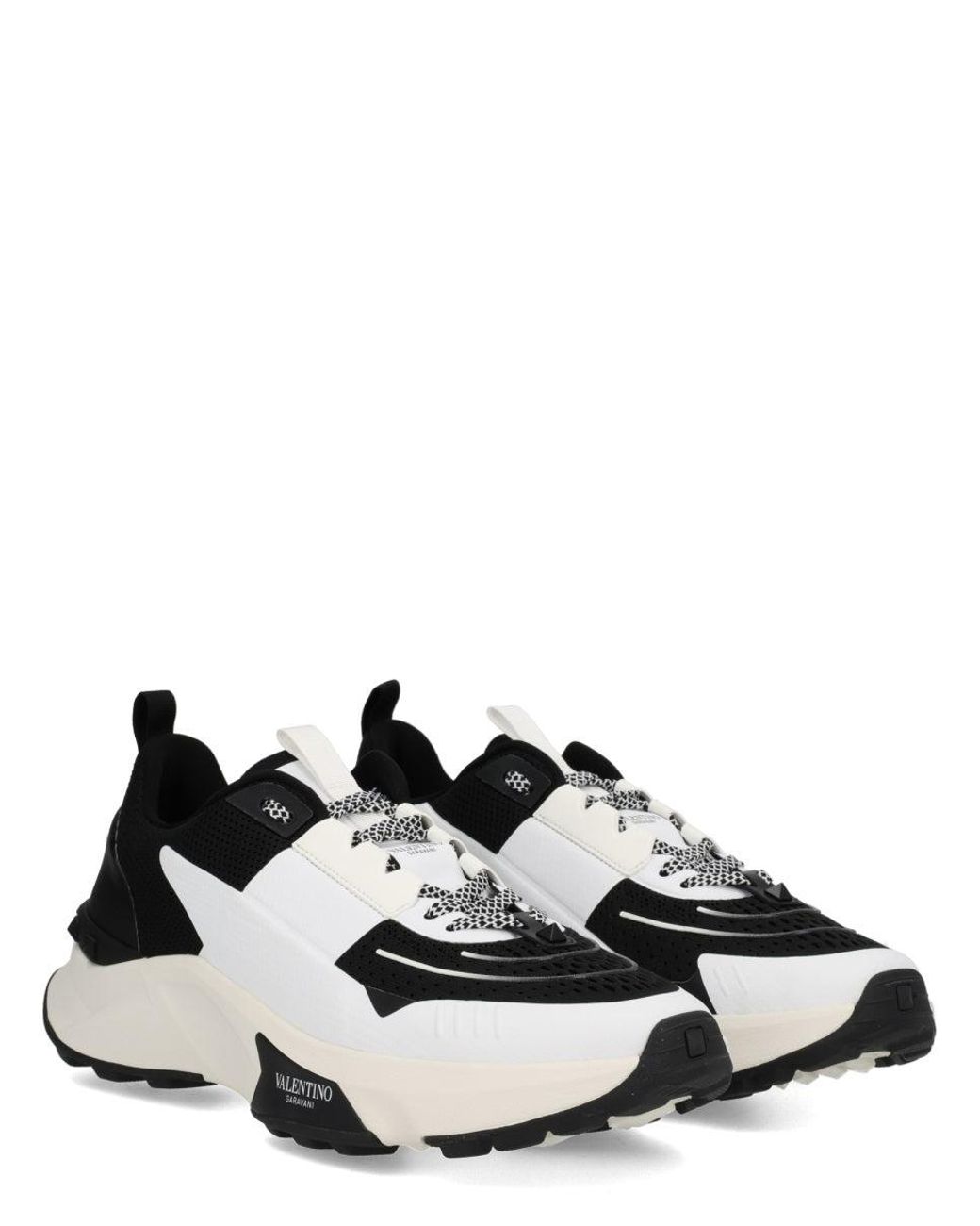 Valentino Garavani Black Leather Low-Top Sneakers for men