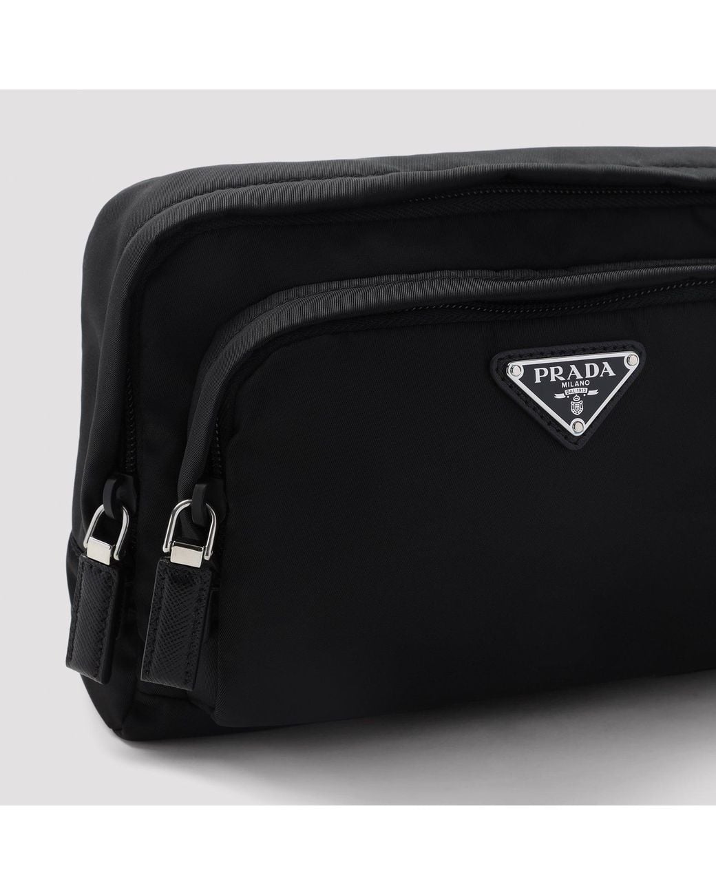 Re Nylon Pouch Prada de color Black