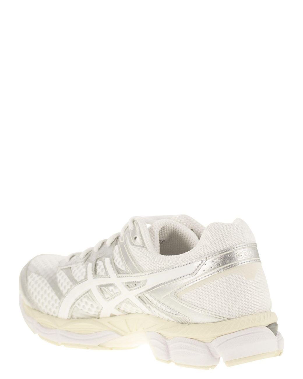 Asics White Gel-Cumulus 16