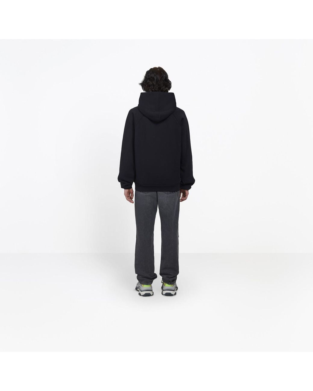 balenciaga-Black-Red-Bb-Mode-