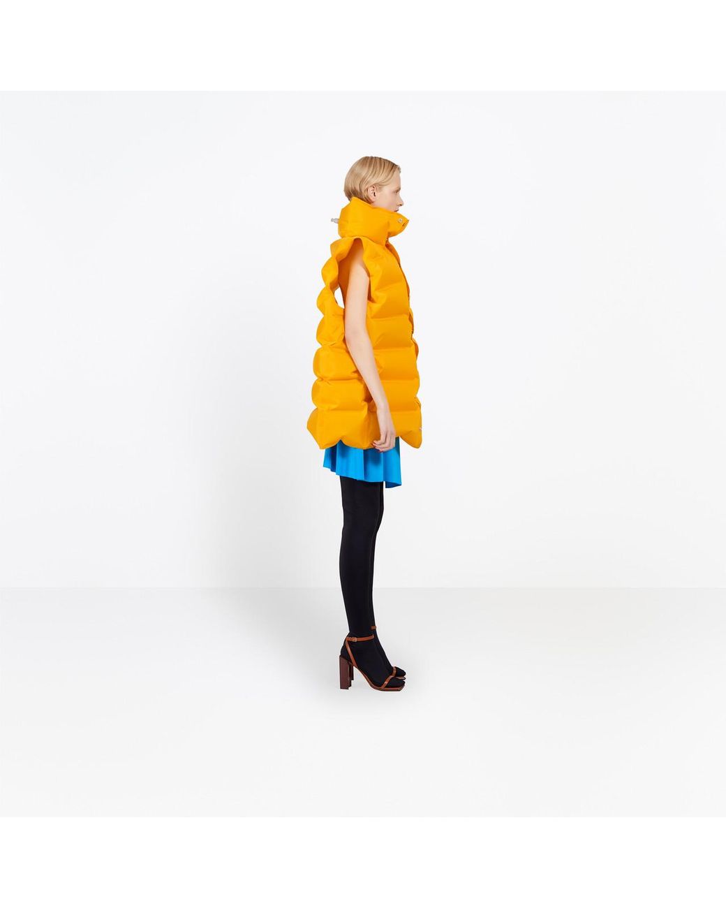 forening uhyre Engager Balenciaga Inflatable Jacket in Yellow | Lyst