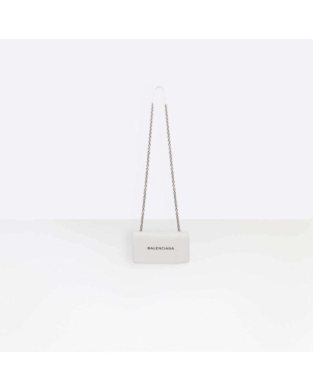 Balenciaga Everyday Chain Wallet in White | Lyst