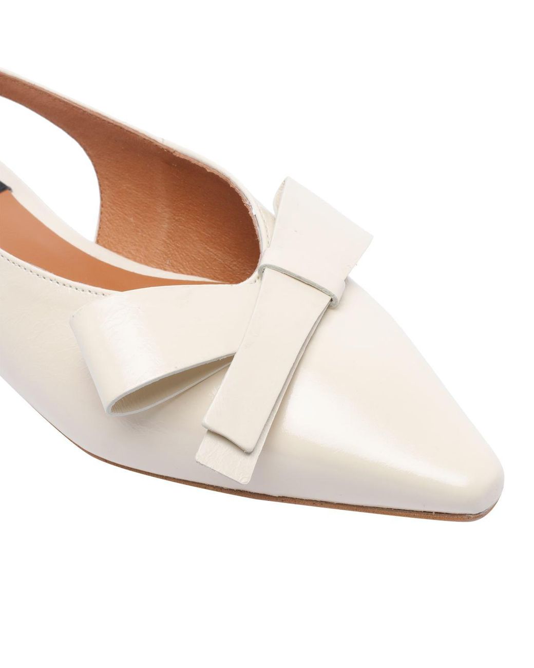 Ángel Alarcón Flat Shoes in Natural | Lyst