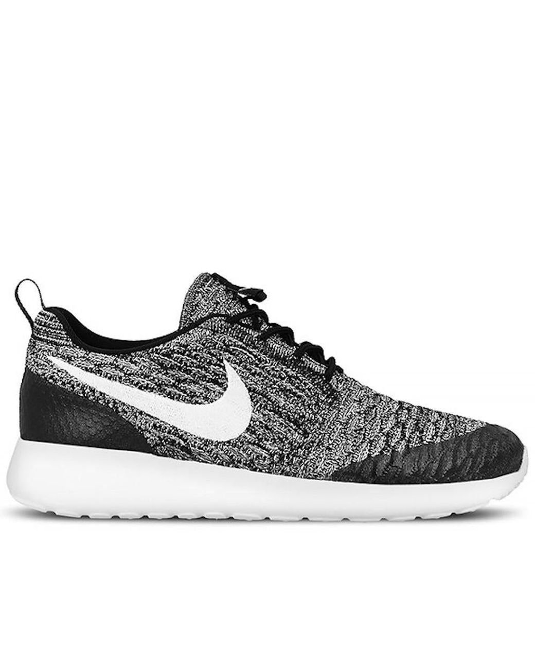 Nike Roshe One Flyknit Sneakers in Gray | Lyst