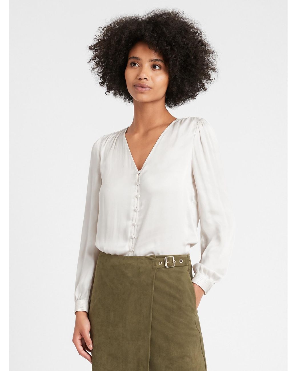 banana republic v neck