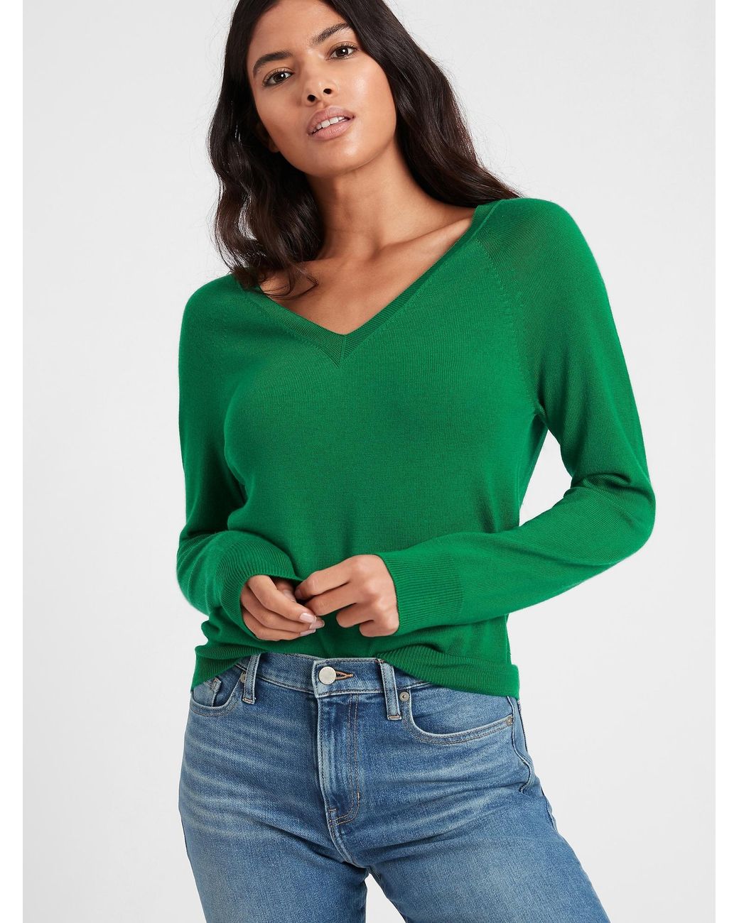 banana republic round neck sweaters
