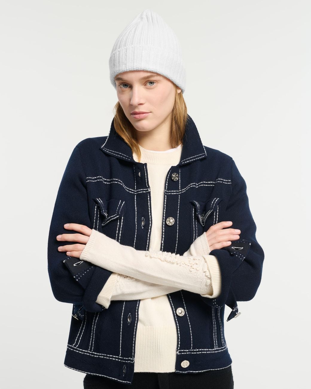 Barrie White Cashmere Beanie