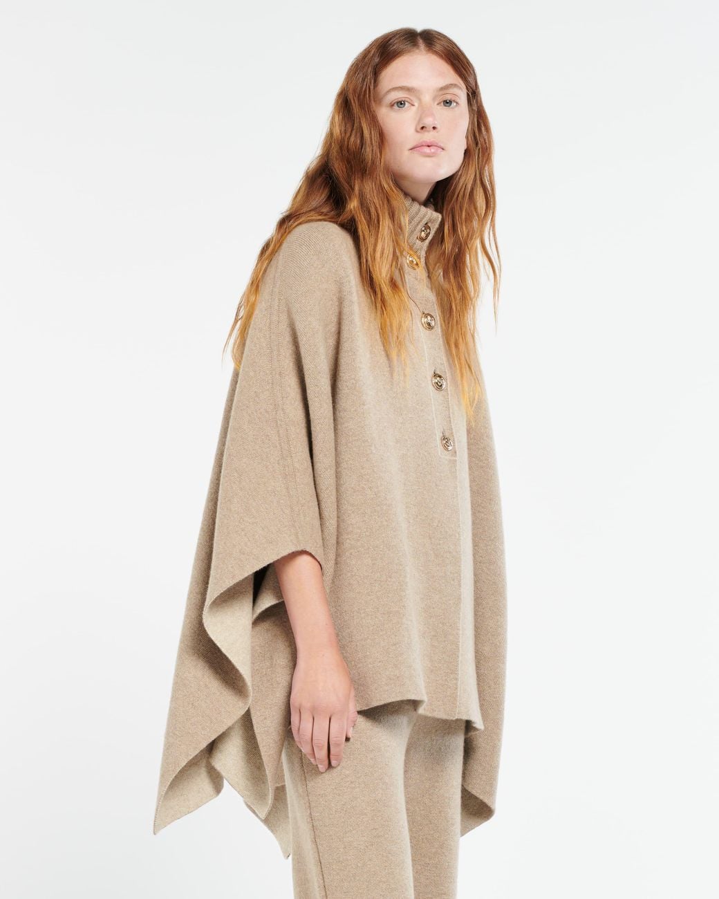 Barrie Natural Cashmere Cape