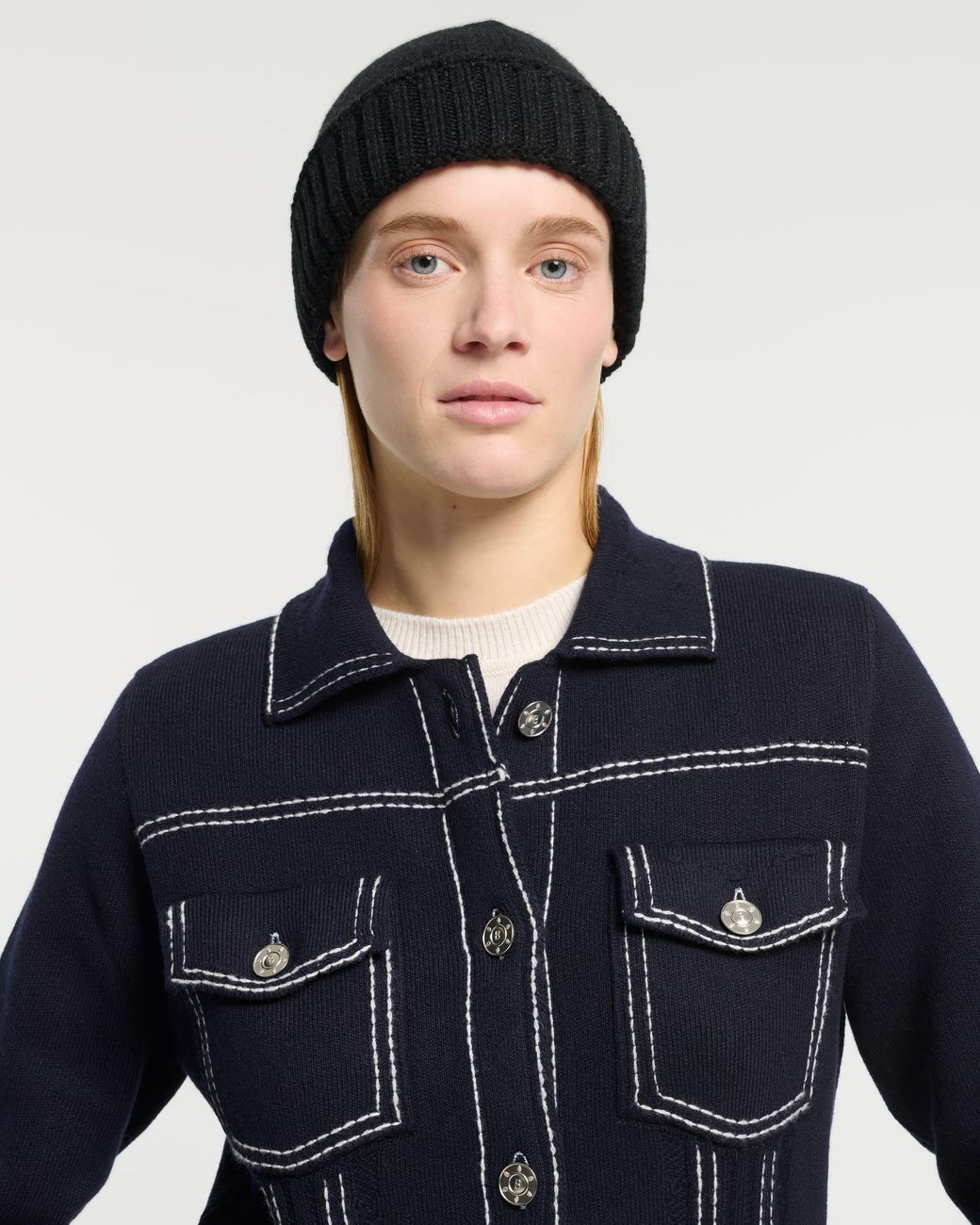Barrie Black Chunky Cashmere Beanie