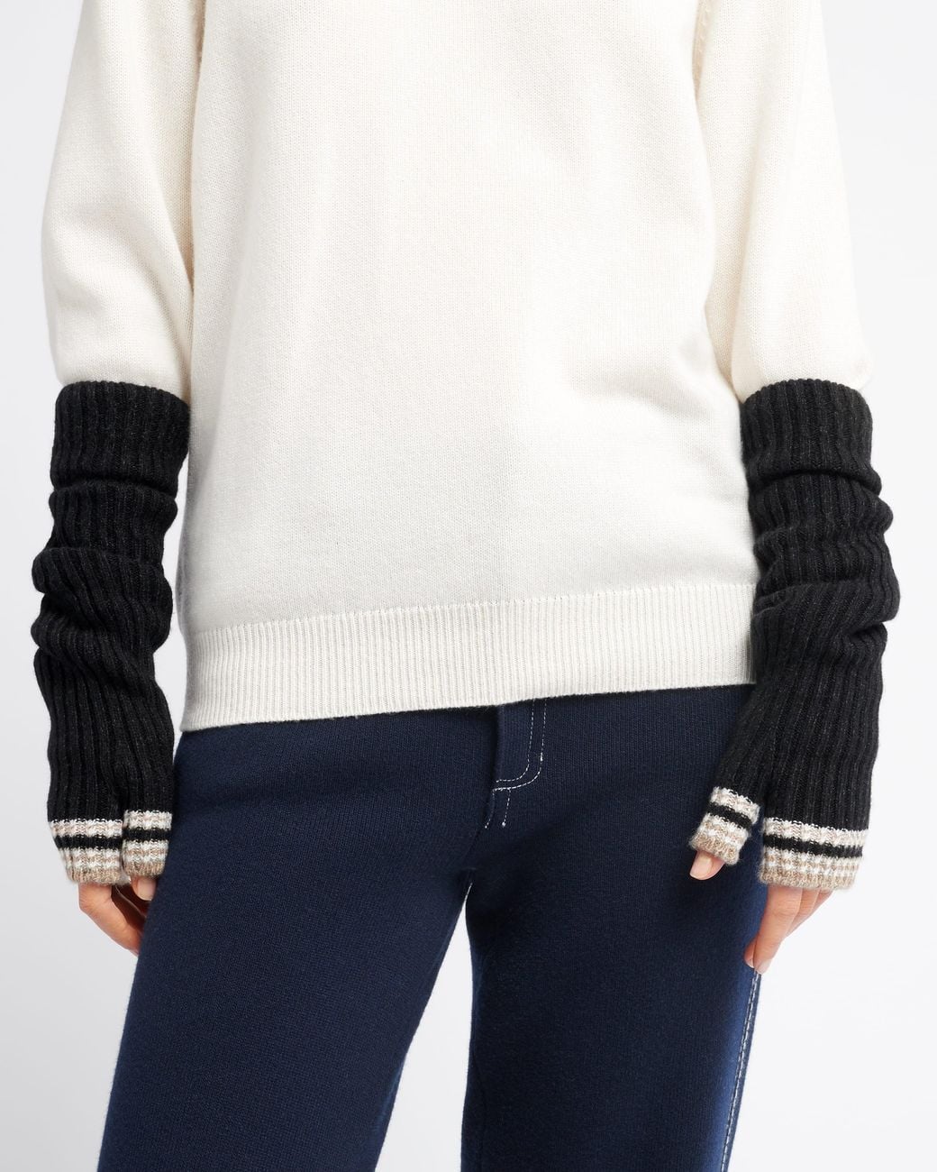 Barrie Black Fingerless Gloves