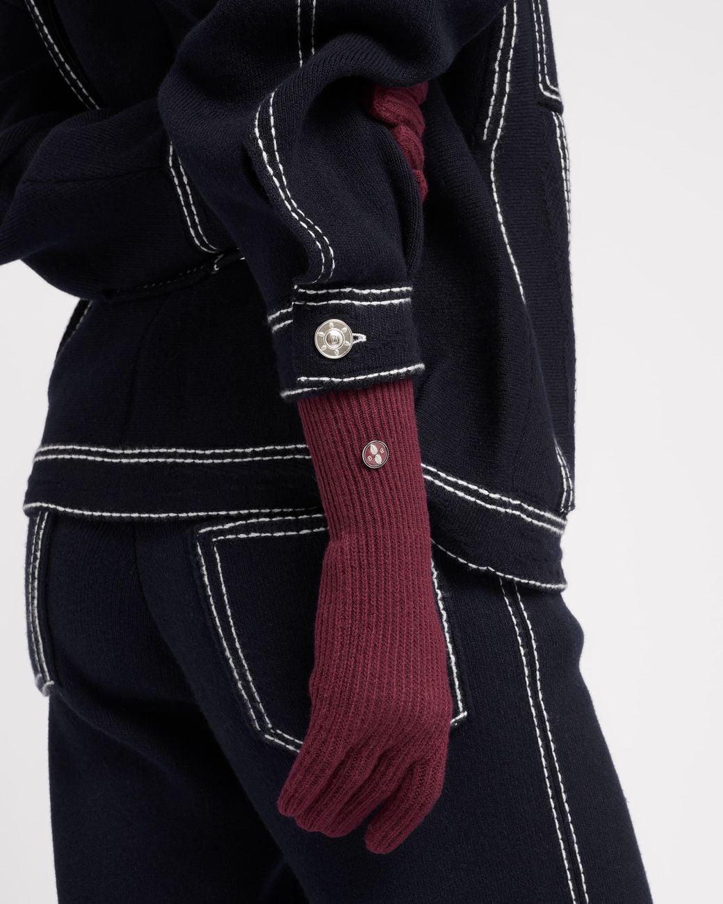 Barrie Purple Ribbed Cashmere Gloves