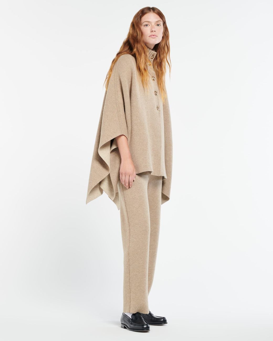 Barrie Natural Cashmere Cape