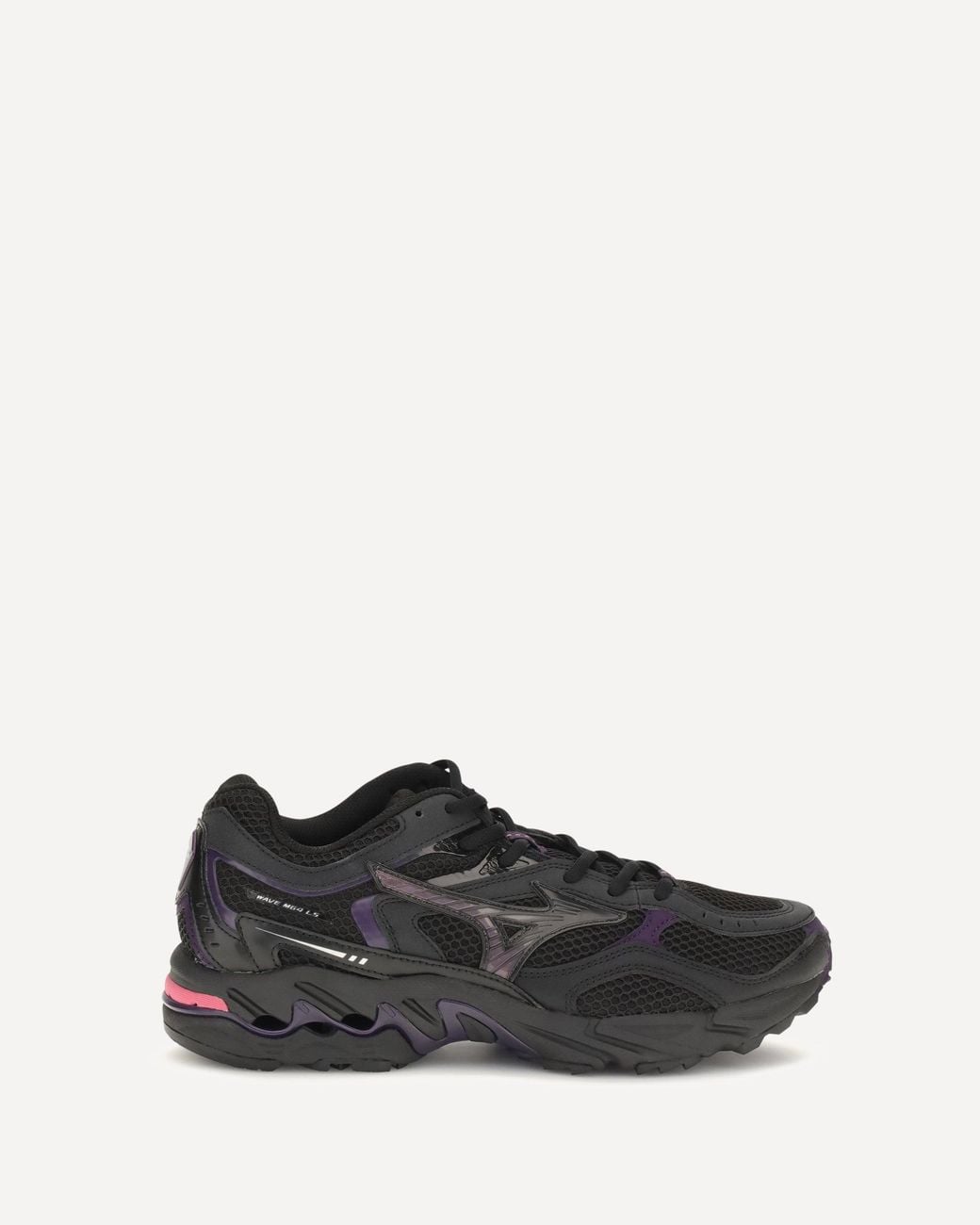 Mizuno Black Wave Mustang Ls Sport Sneakers for men