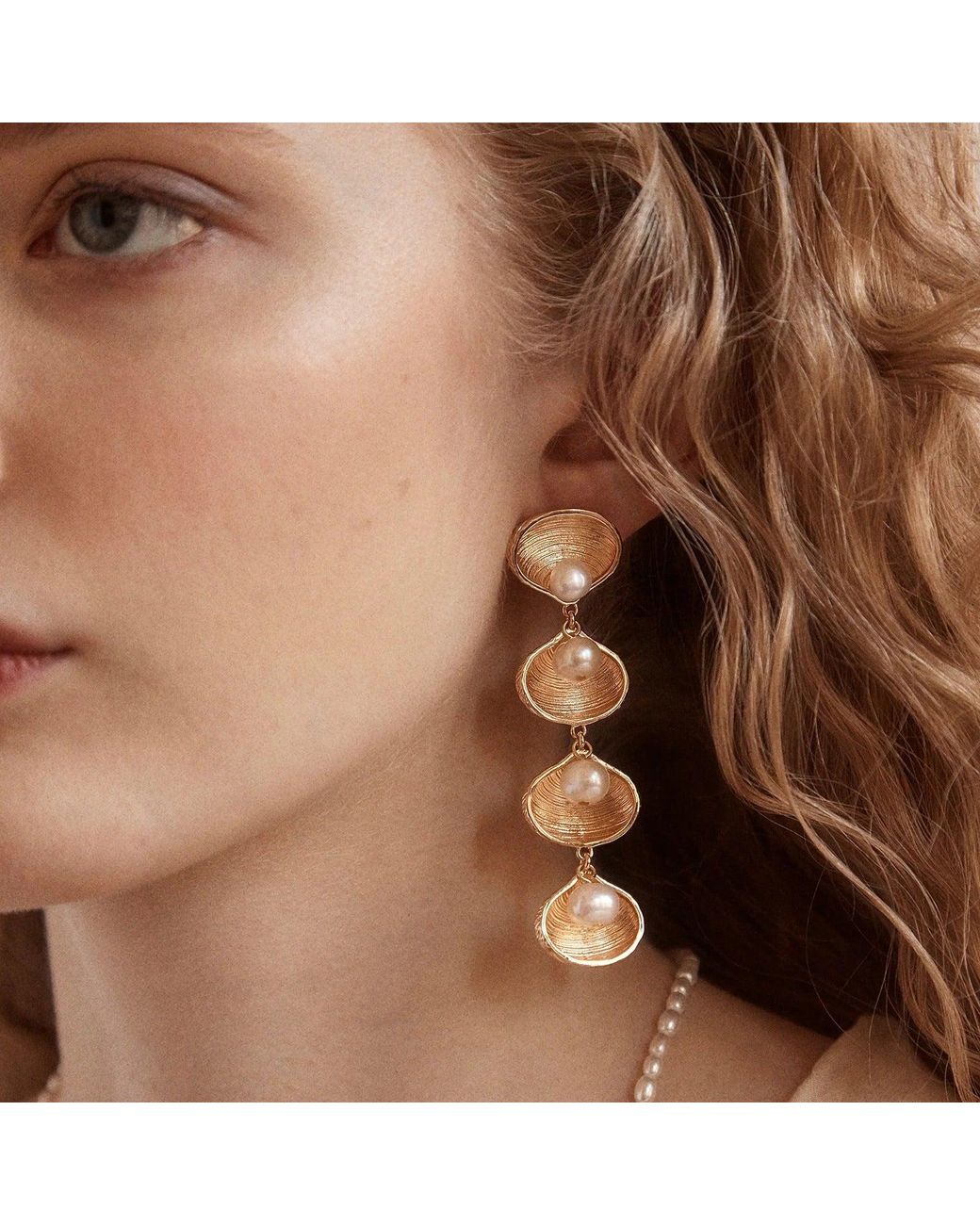 BaubleBar Metallic Calypso Seashell Earrings