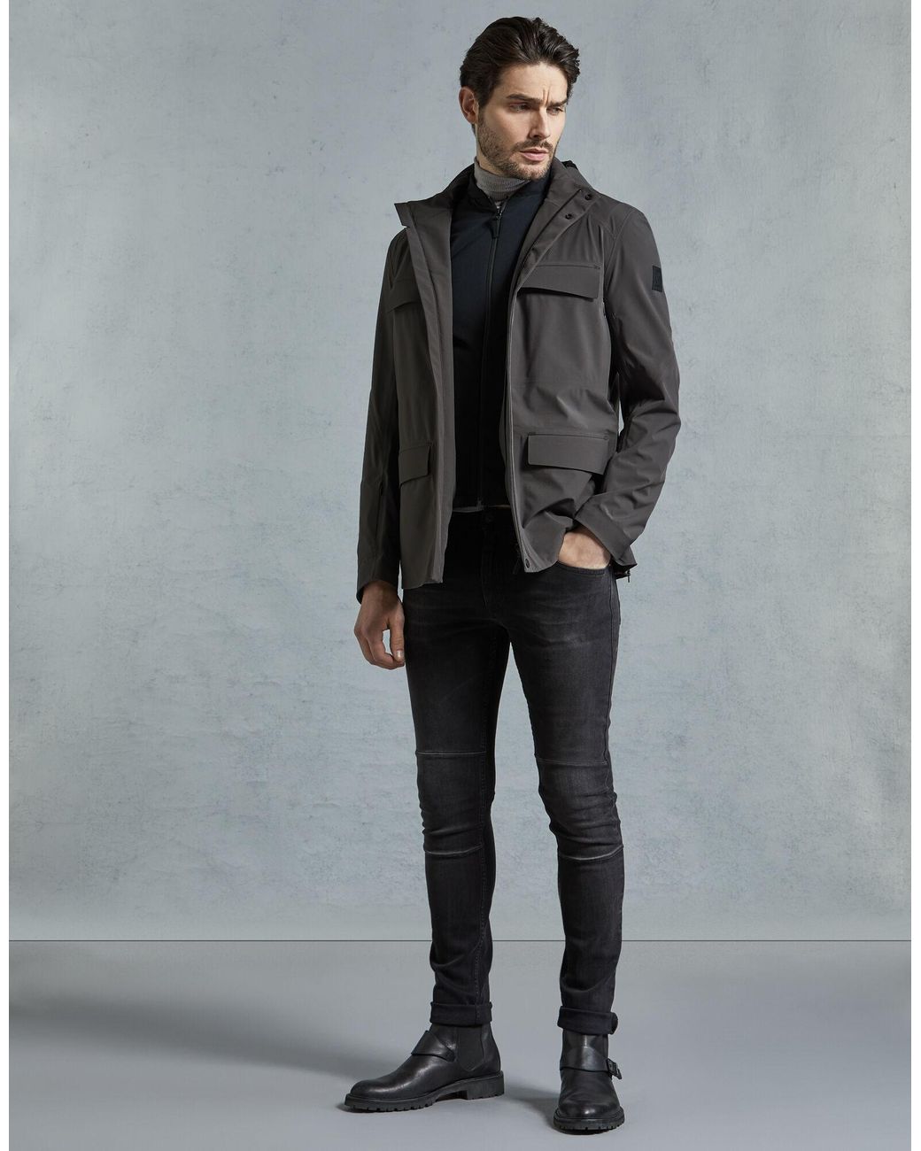 Belstaff shop x mclaren