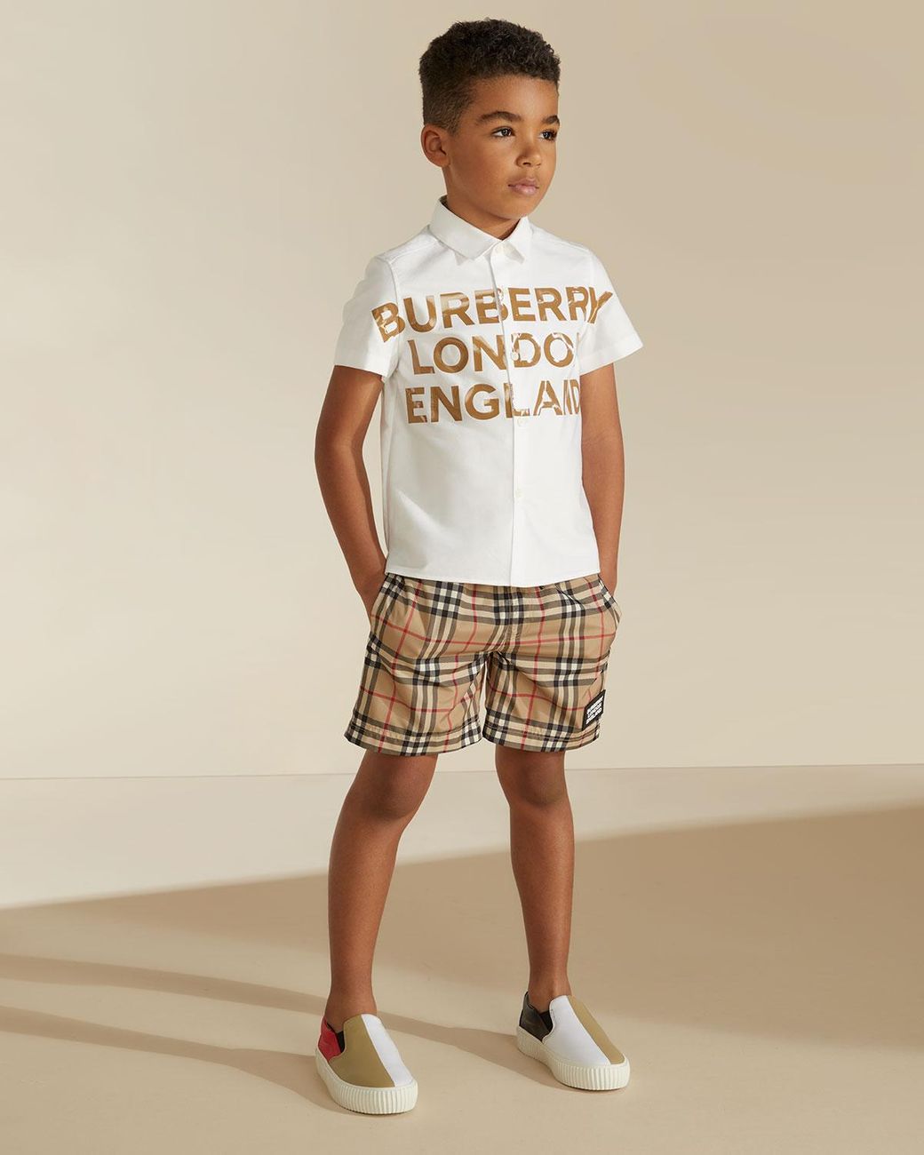 boys burberry swim shorts