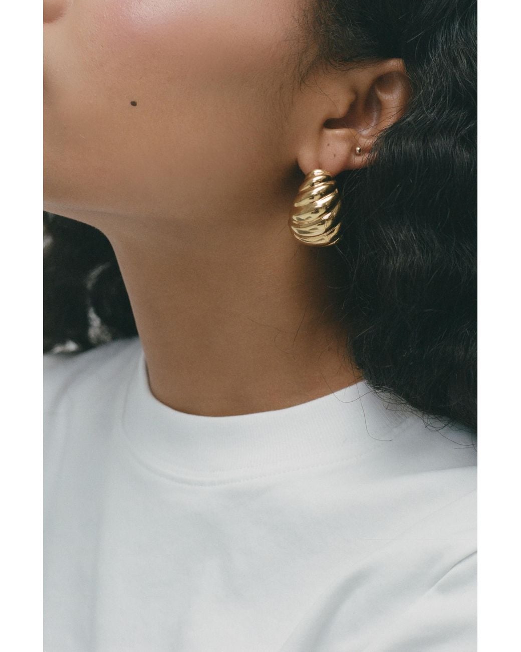 Heaven Mayhem Metallic Shell Earring