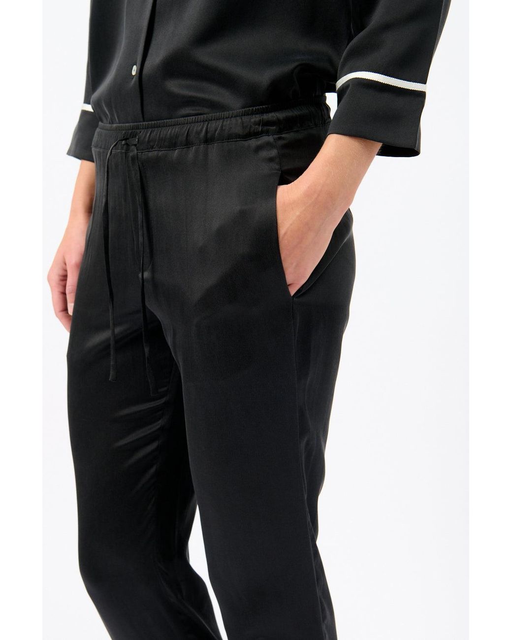 Asceno Black Sidney Cropped Pull On Trouser