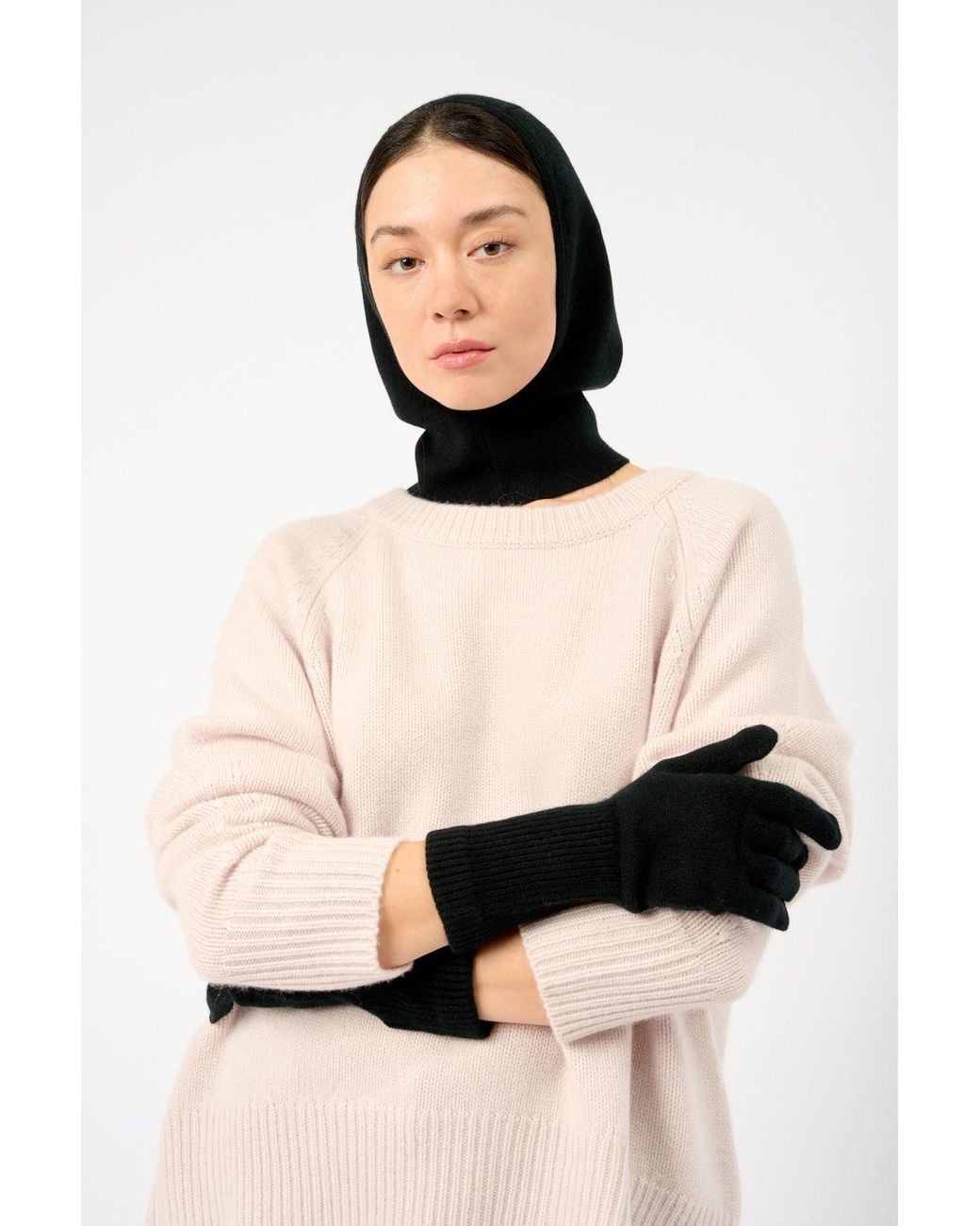 arch4 Black The Whitewood Gloves