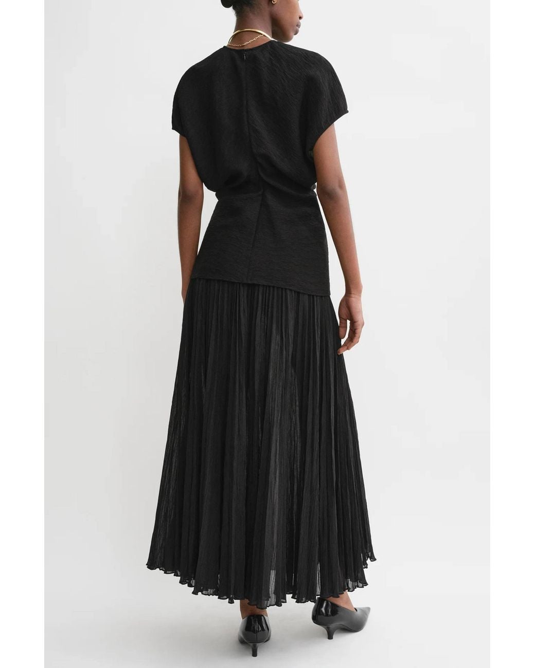 Totême Black Slouch Waist Top