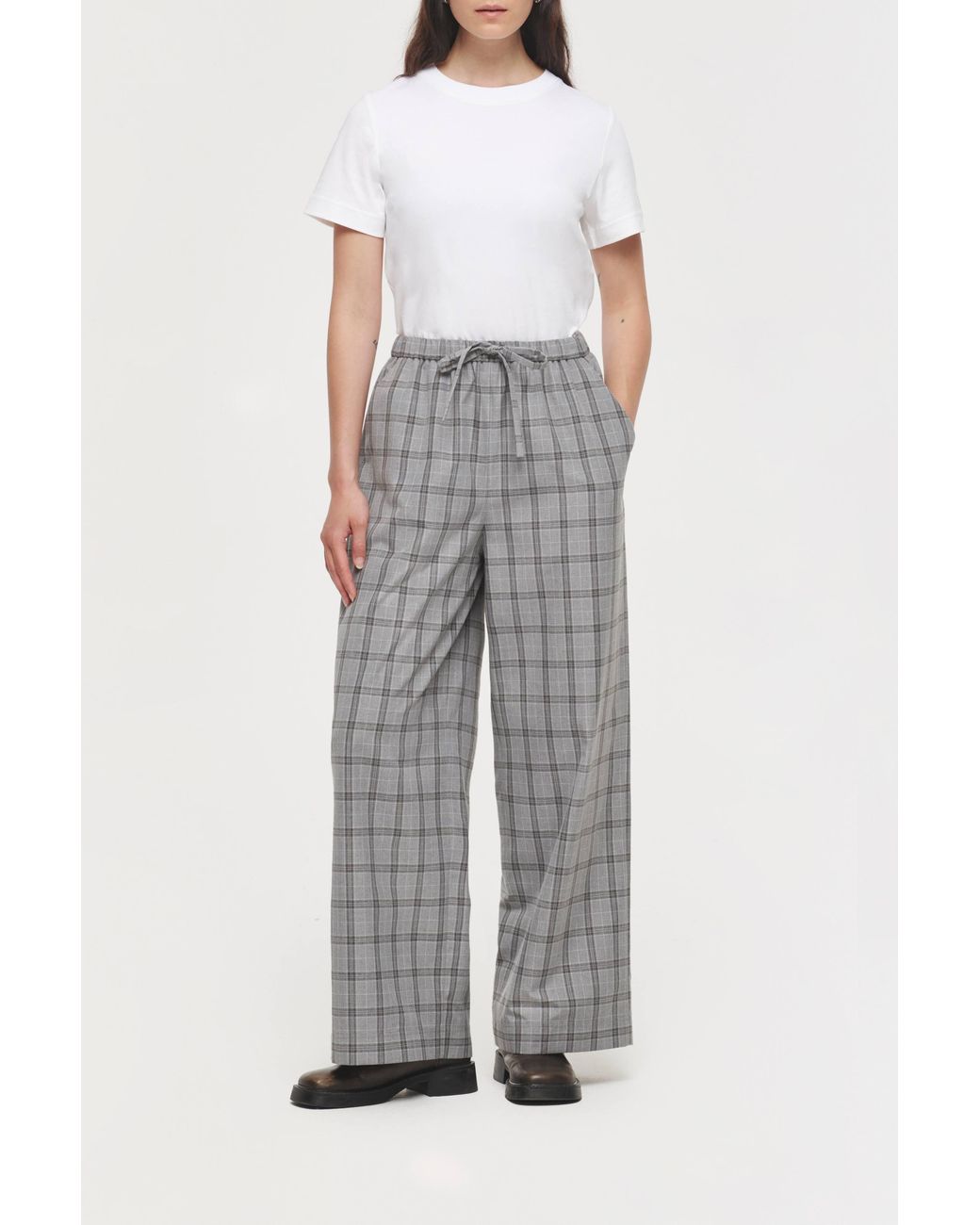 ALIGNE Gray Dariel Drawstring Trouser