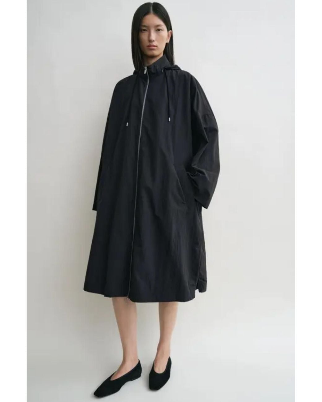 Totême Black Windbreaker Coat