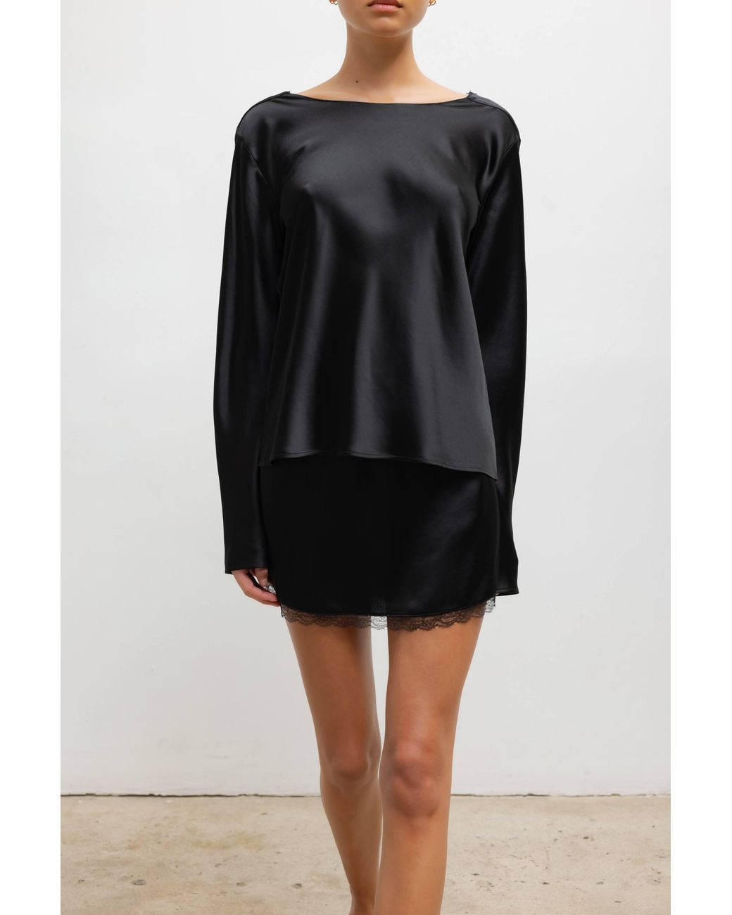 Leset Black Barb Lace Low Back Top