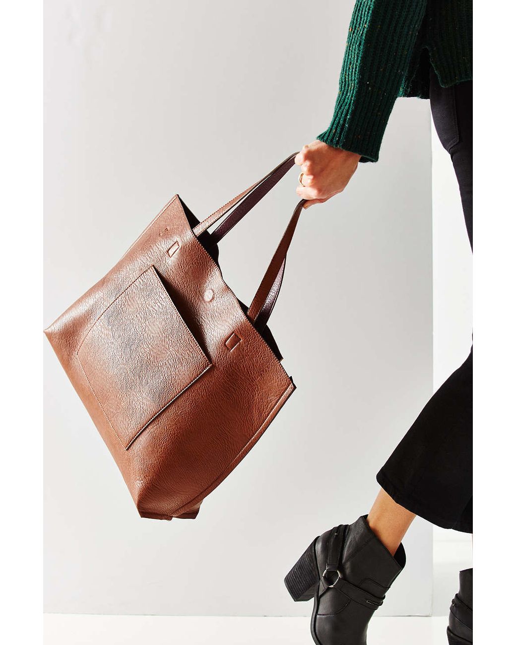 urban-outfitters-purple-