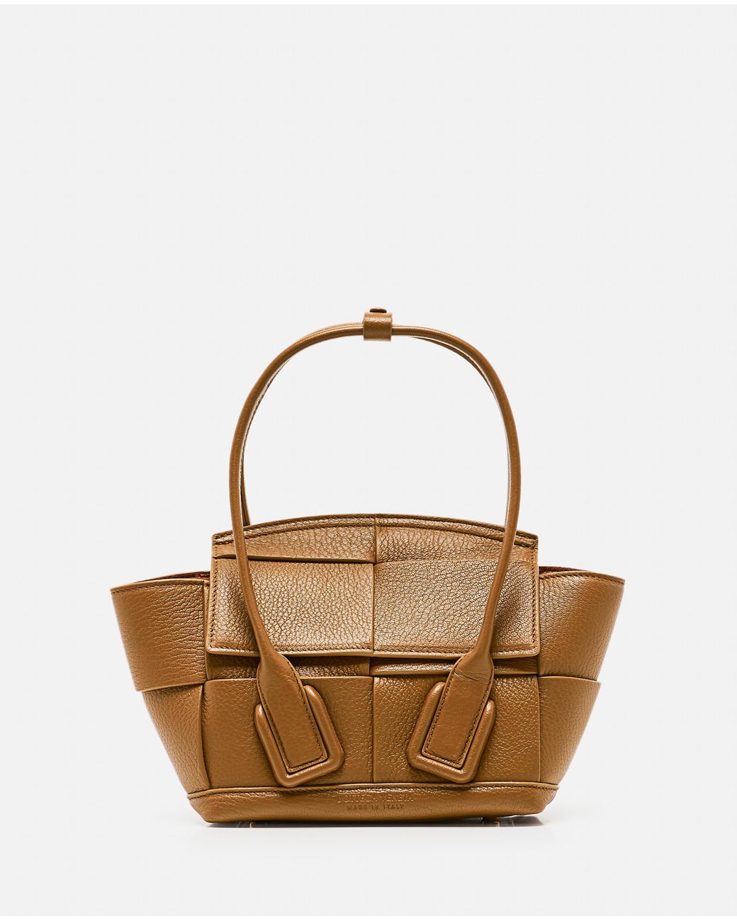 12 volt battery charger that plugs into cigarette lighter