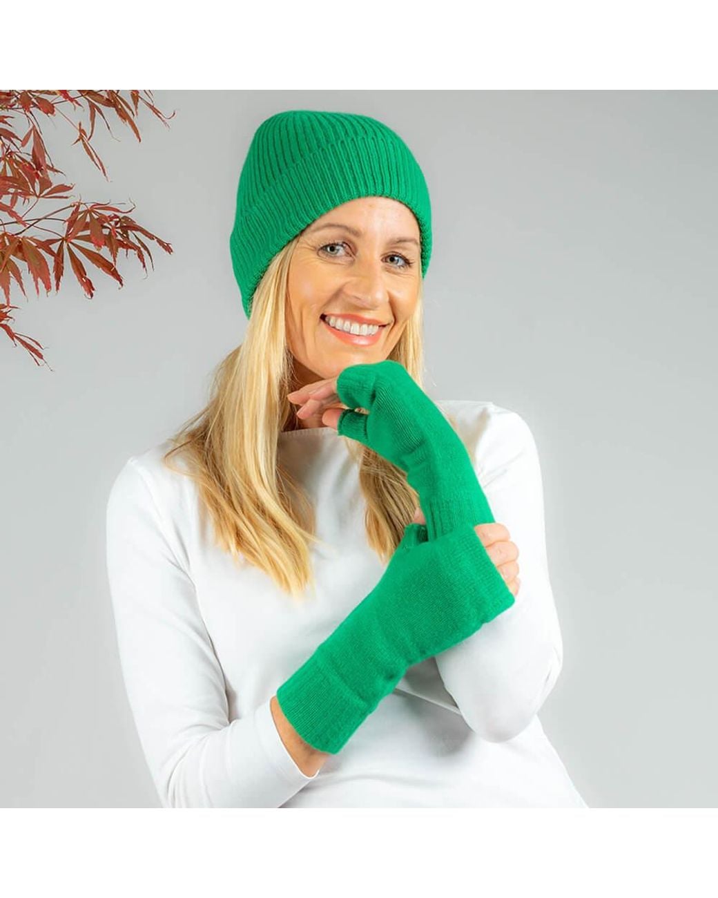 Black Accessories Green Ladies Kelly Cashmere Mittens