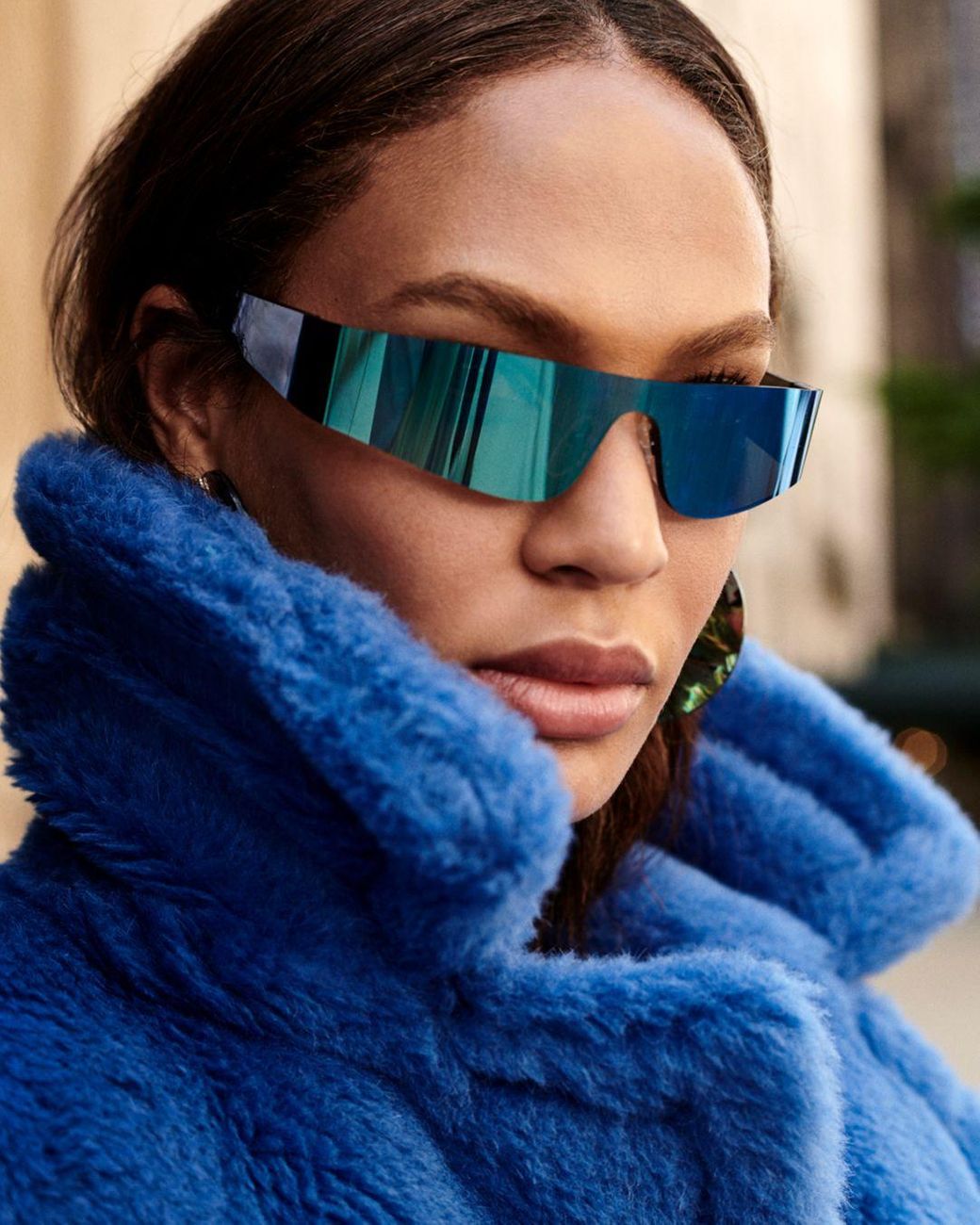Balenciaga Unisex Wraparound Shield Sunglasses in Blue | Lyst