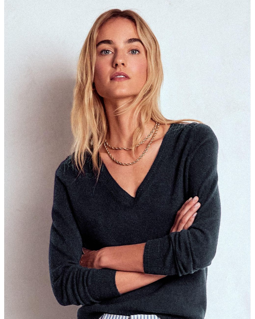 Boden Black Catriona Cotton V-neck Jumper