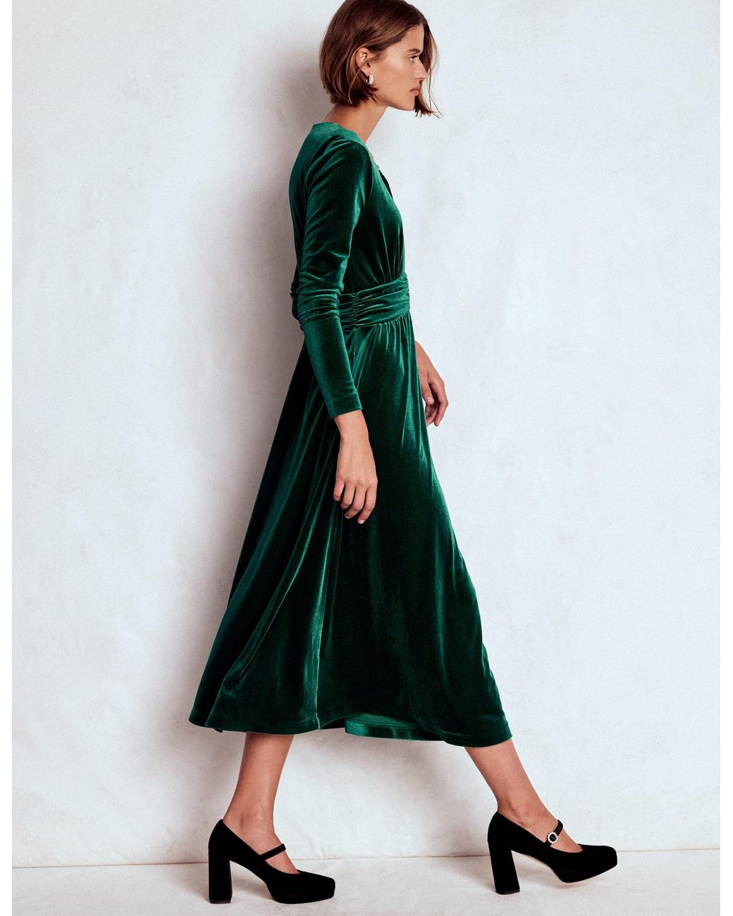 Boden Tilda Velvet Midi Dress in Green | Lyst