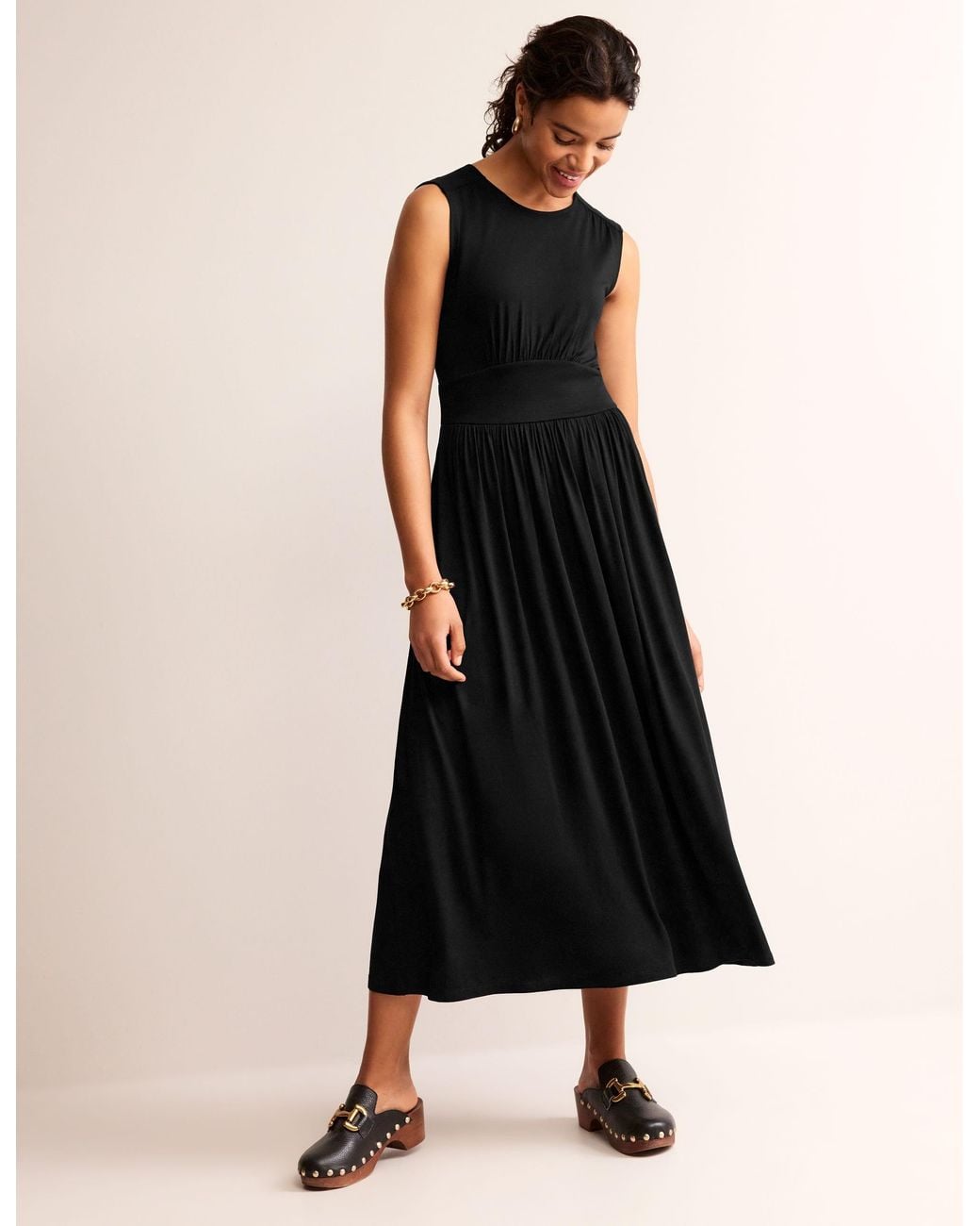 Boden Thea Sleeveless Midi Dress in Black | Lyst UK