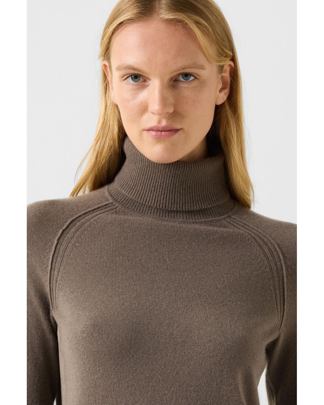 Bogner Brown Vaiana Pure New Wool Cashmere Sweater
