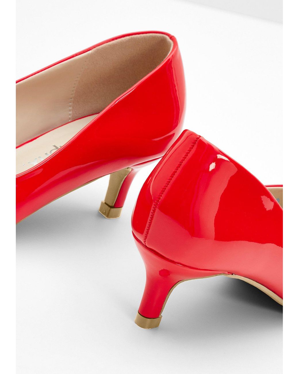 bonprix Red Pumps