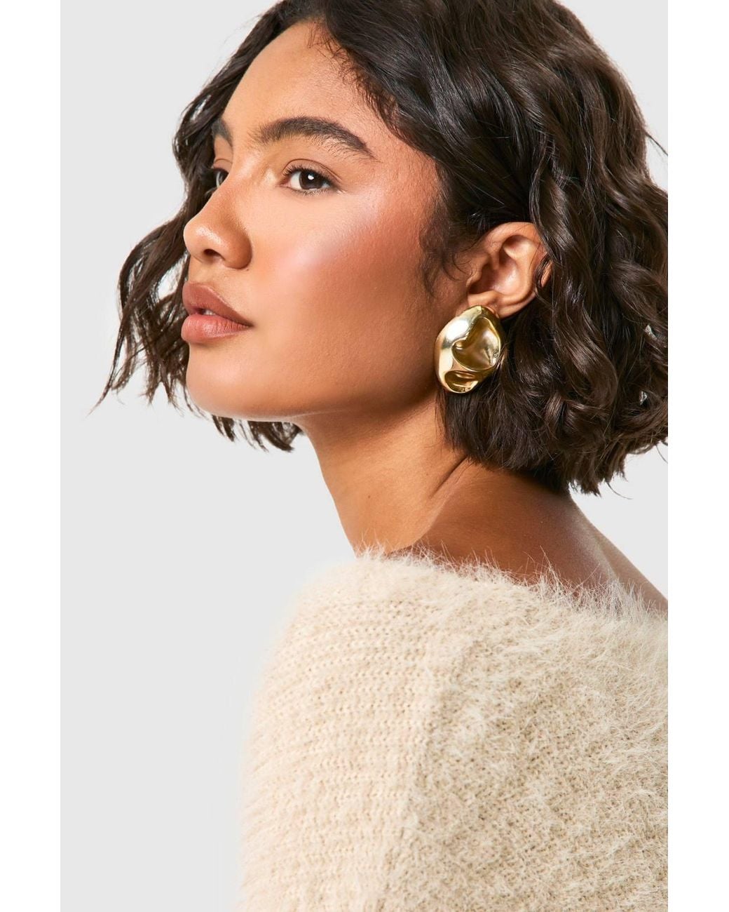 Boohoo Metallic Hammered Oval Statement Stud Earrings