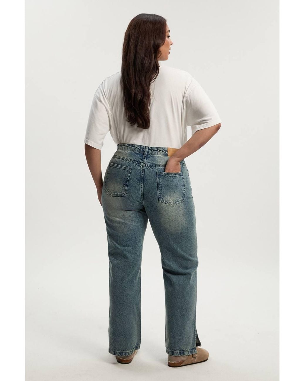 Boohoo Blue Plus Basics Split Hem Straight Leg Jeans