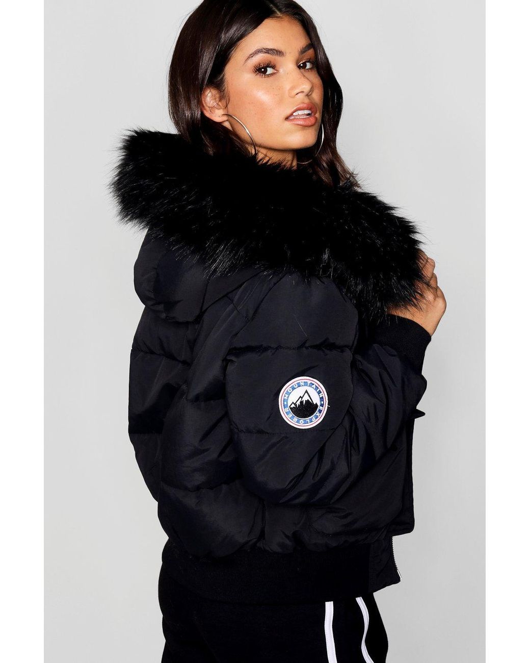 Boohoo Black Faux Fur Hood Crop Puffer Jacket | Lyst