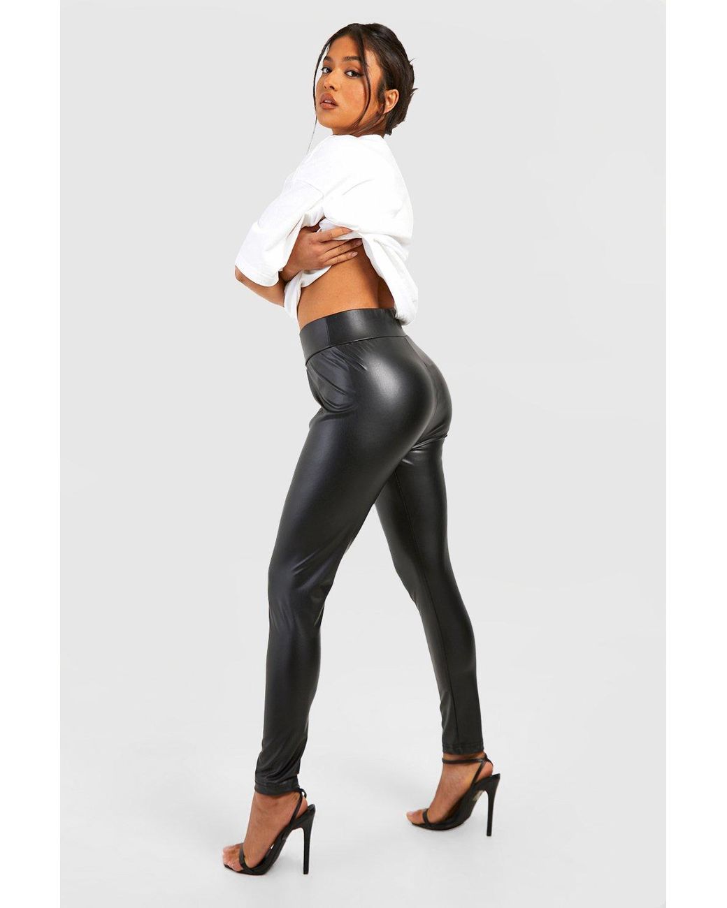 Boohoo Petite Super Stretch Waist Shaping Leather Look Leggings in