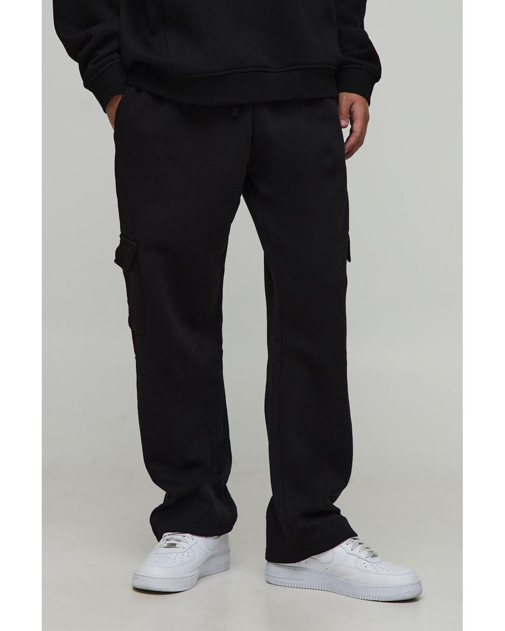 BoohooMAN Black Basic Straight Leg Cargo Jogger for men