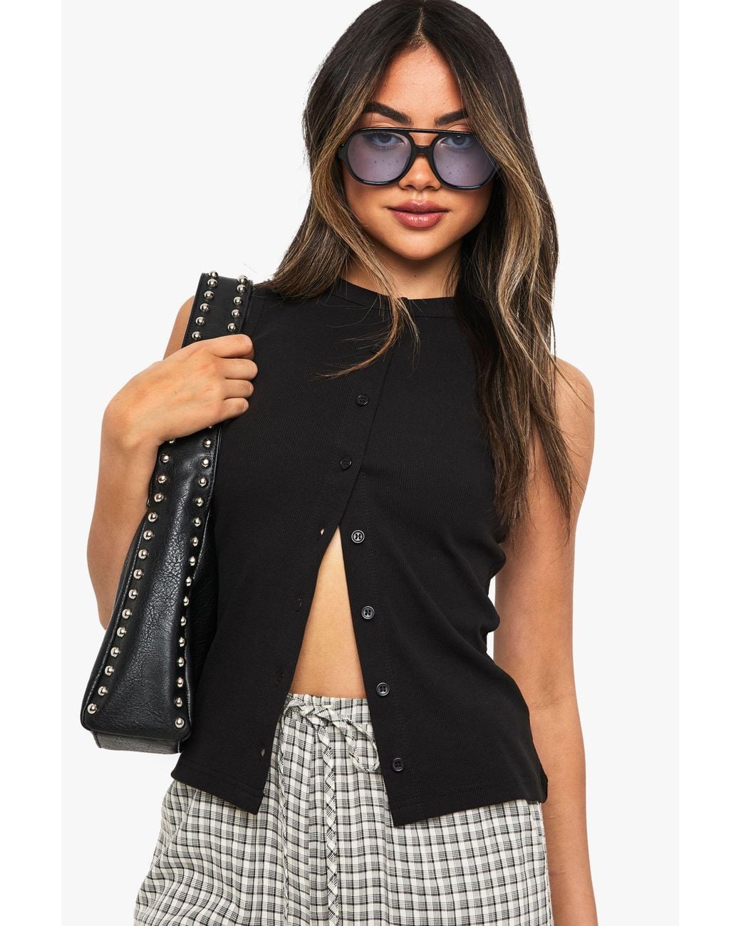 Ribbed Button Front Longline Sleeveless Top Boohoo de color Black