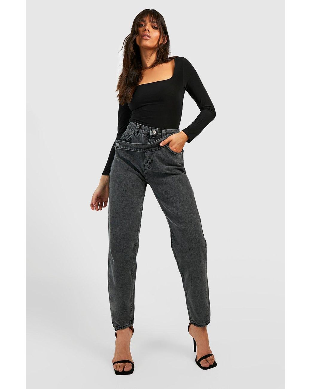 Boohoo Asymmetric Belted High Waisted Mom Jeans in Black | Lyst