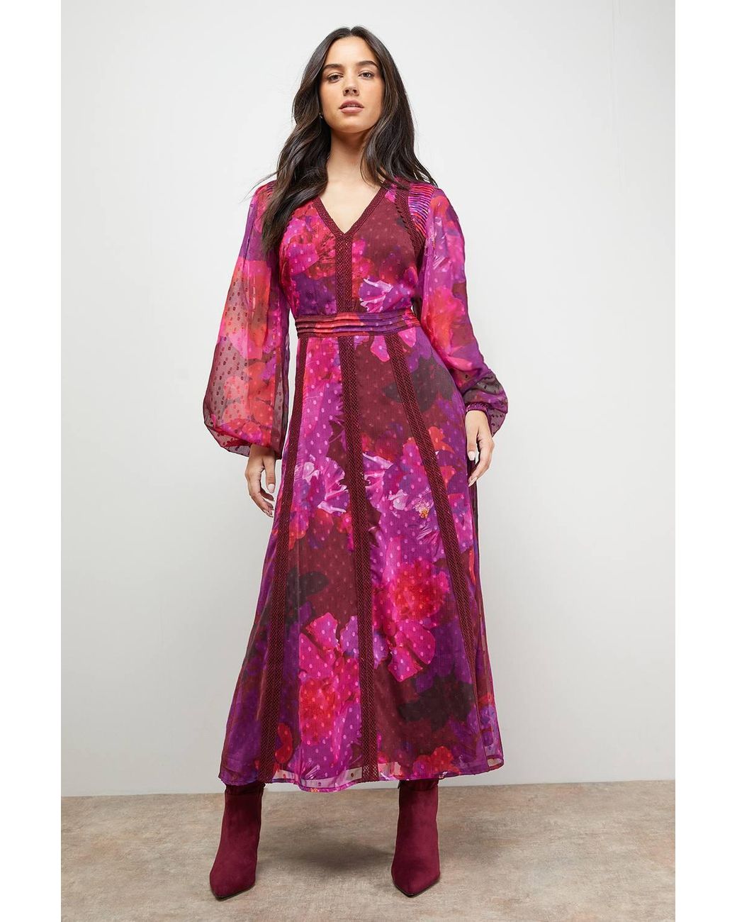 chinese dress ladies Oasis Pink Premium Lace V Neck Maxi Dress
